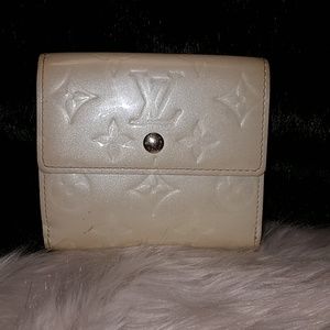 ✔💯% AUTHENTIC Louis Vuitton Wallet